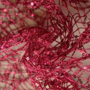 PINK TRANSPARENT NÄTPALJETT TYG – SMÅ 2–3 MM PALJETTER, UTAN STRETCH