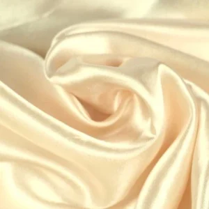 CHAMPAGNEFÄRGAD SATIN TYG – LÄTT & GLANSIGT