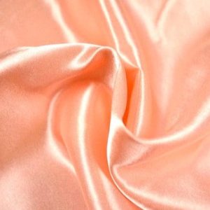 LAXFÄRGAD ROSA SATIN TYG – LÄTT & GLANSIGT